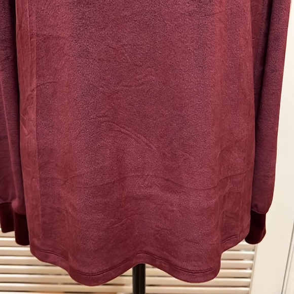 Michael Kors Dark Ruby Cold Shoulder Velour Long Sleeve Blouse /Top, Size Medium - Picture 7 of 17